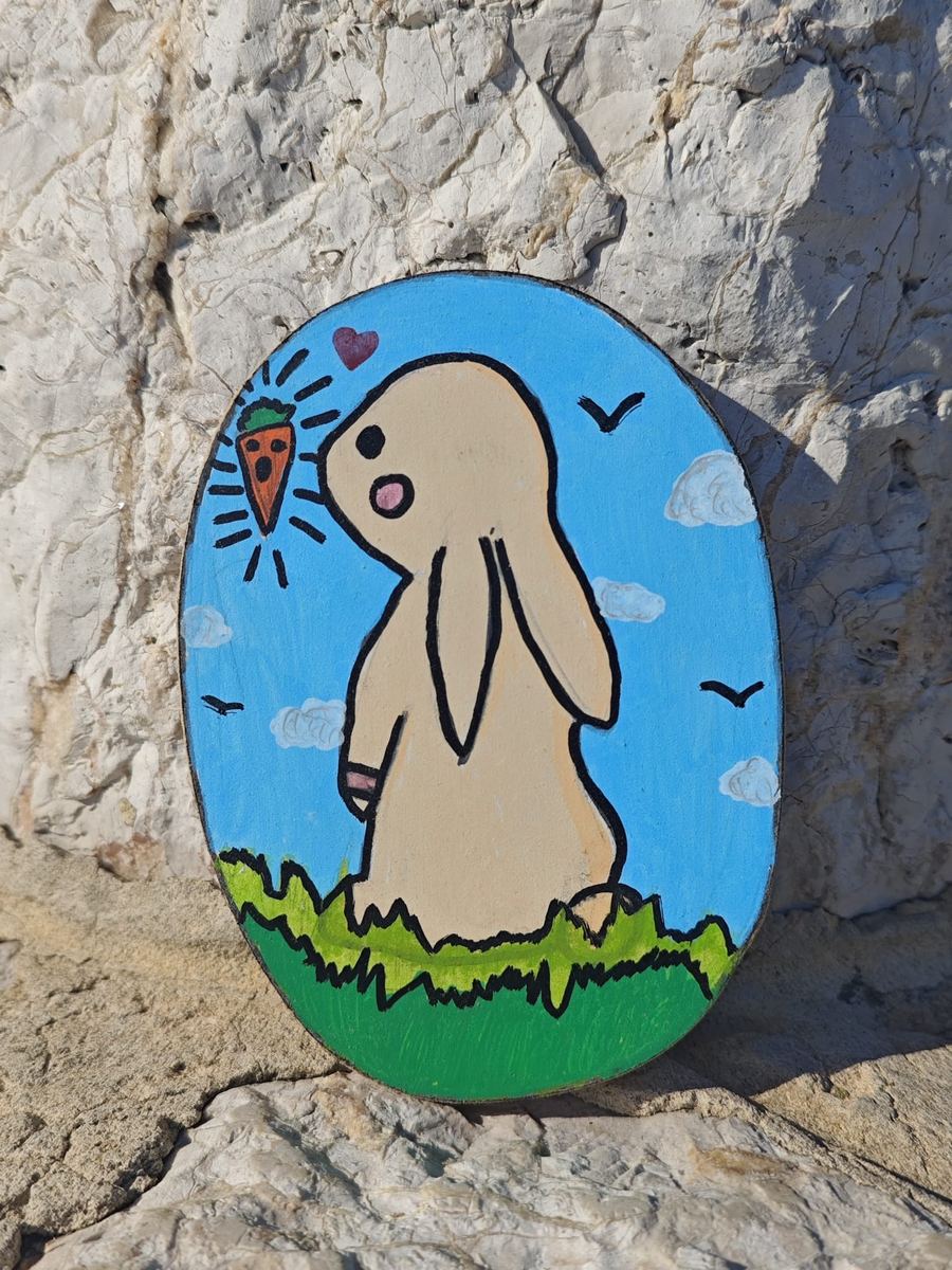 Lapin en bois peint